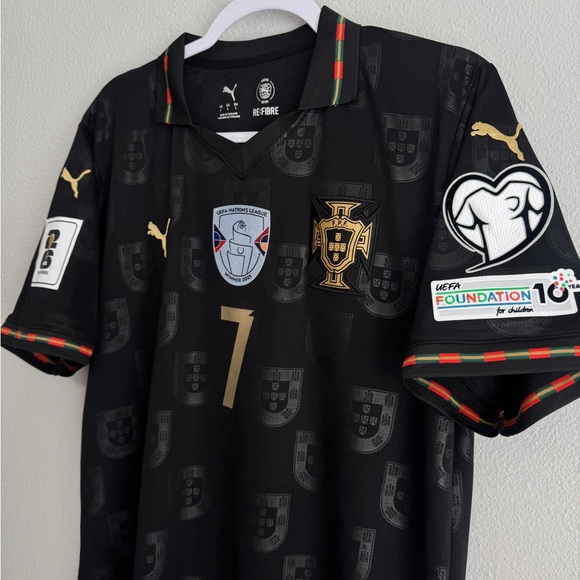 Portugal 2025 Ronaldo special edition jersey - Picture 3 of 6